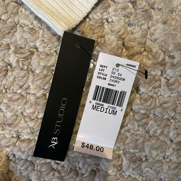 BRAND NEW AB STUDIO Ivory Sweater size M - Picture 3 of 4